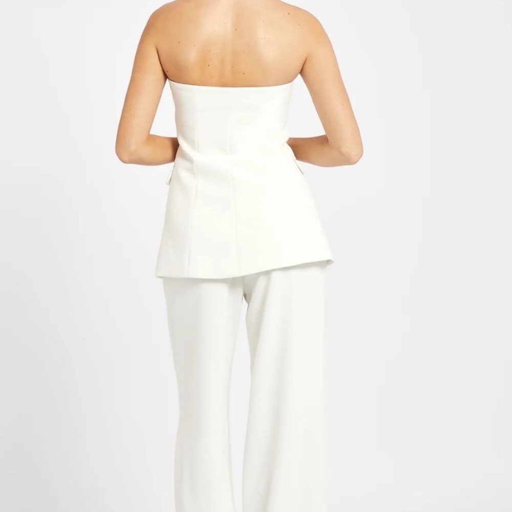 Because of Alice strapless peplum tailored bodice top BOA - Picture 3 of 3